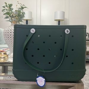 ON THE HUNTER FOR A GREEN BOGG BAG large